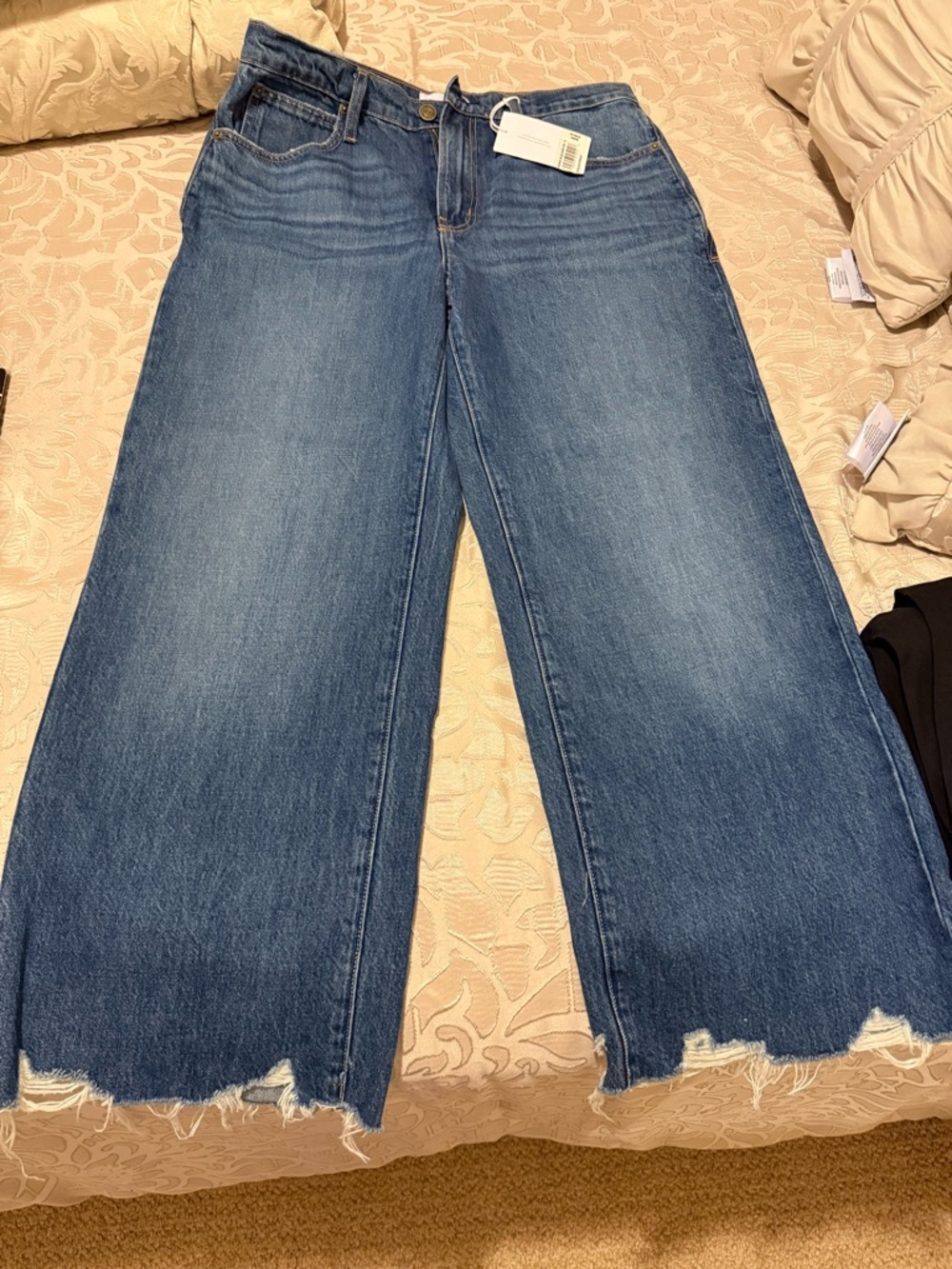 Frame Denim Wide-Leg Frayed Hem Jeans - Blue Wash